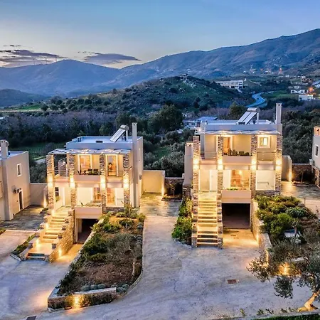 Vardians & Ξενοδοχείο με διαμερίσματα Κάρυστος