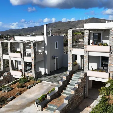 Vardians & 3* Κάρυστος