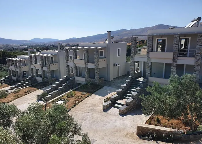 Ξενοδοχείο με διαμερίσματα Vardians & Κάρυστος