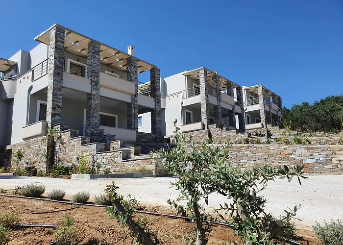 Ξενοδοχείο με διαμερίσματα Vardians & Κάρυστος