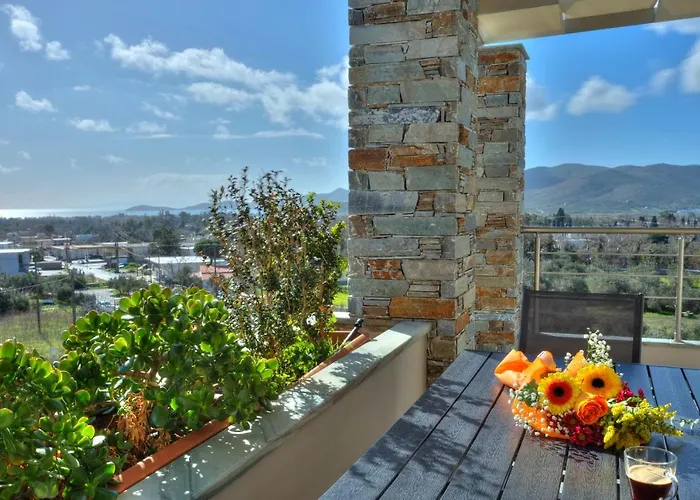 Ξενοδοχείο με διαμερίσματα Vardians & 3*