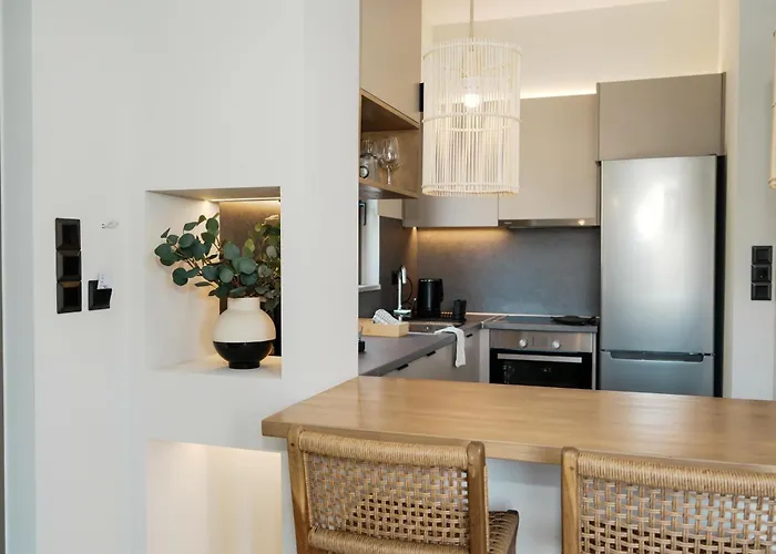 Ξενοδοχείο με διαμερίσματα Vardians & 3*