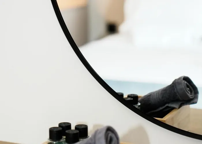 Ξενοδοχείο με διαμερίσματα Vardians & 3*